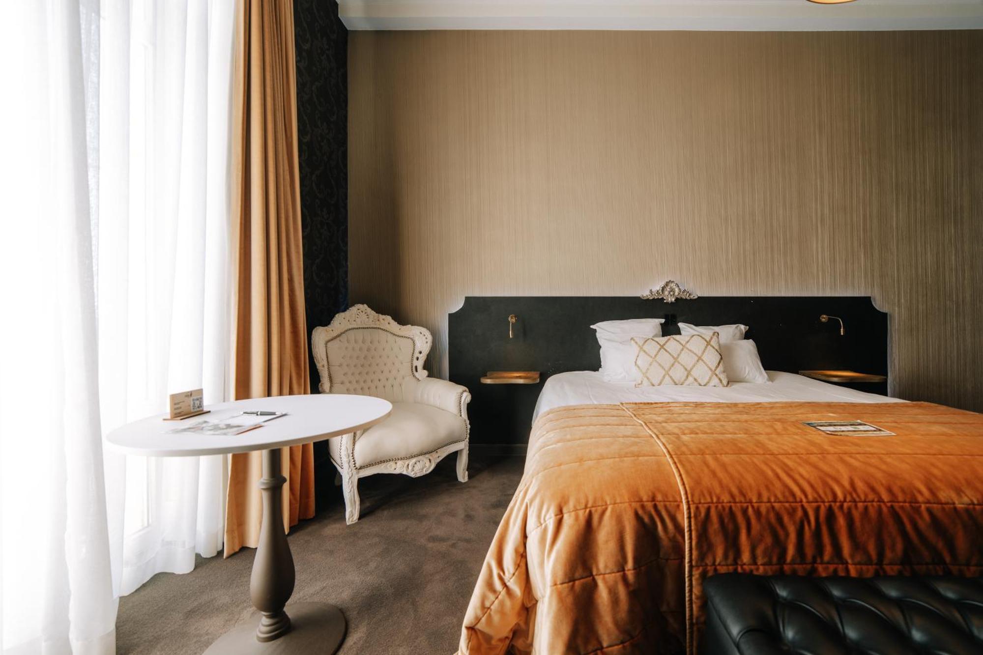 Hotel Le Chateau De 4*